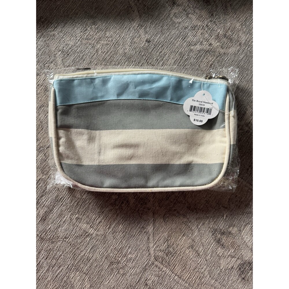 The Royal Standard Travel Bags - Picture 2 of 3